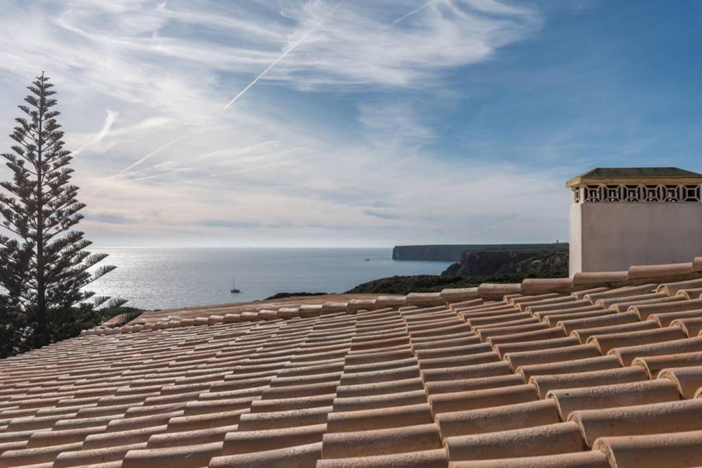 Casa do Beliche - frente praia, grande terraço privado Sagres Extérieur photo